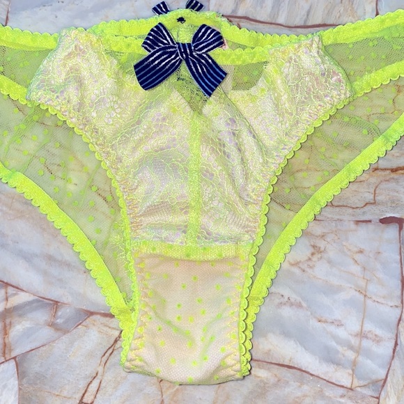 VS Lace Mesh Satin Panty Bikini Yellow Polka Dot Very Sexy Small - Picture 2 of 7